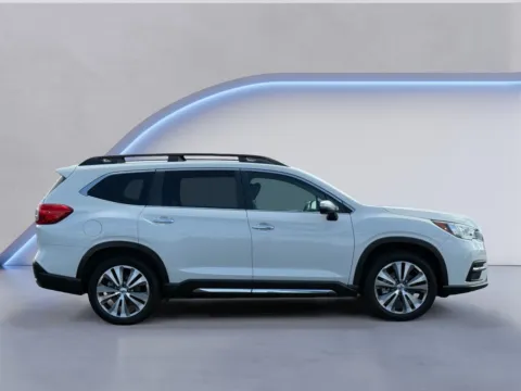 More photos of 2022 Subaru Ascent Touring at Audi North Austin, TX