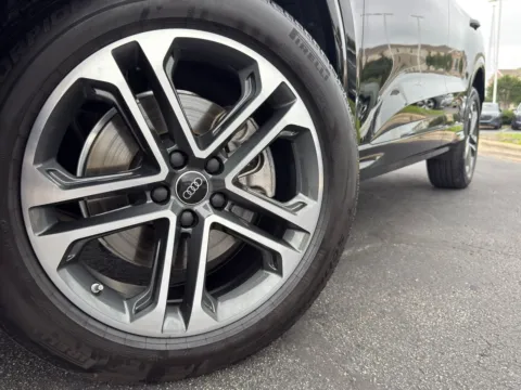 More photos of 2025 Audi Q5 Premium at Audi North Austin, TX