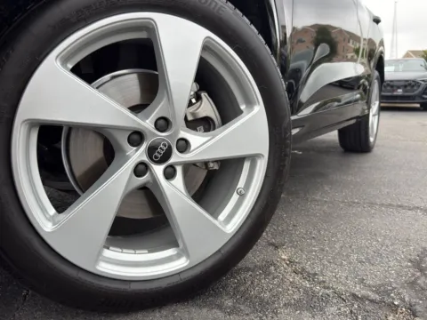 More photos of 2025 Audi Q5 Premium Plus at Audi North Austin, TX