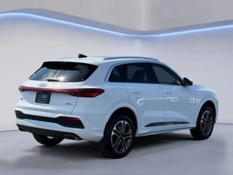 More photos of 2026 Audi Q5 Premium at Audi North Austin, TX