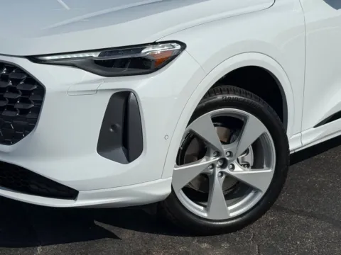 More photos of 2026 Audi Q5 Prestige at Audi North Austin, TX