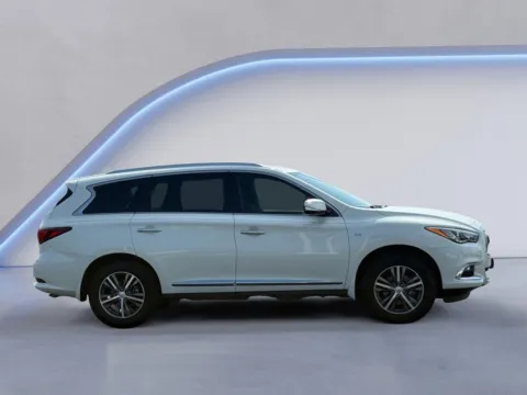 More photos of 2020 INFINITI QX60 LUXE at Audi North Austin, TX