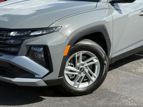 More photos of 2025 Hyundai Tucson SE at Audi North Austin, TX