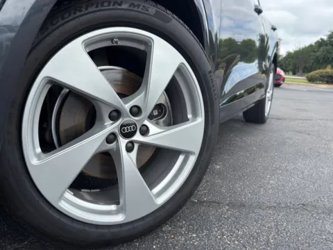 More photos of 2025 Audi Q5 Prestige at Audi North Austin, TX