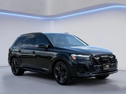 More photos of 2026 Audi Q7 Premium Plus at Audi North Austin, TX