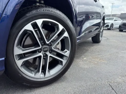 More photos of 2025 Audi Q5 Premium at Audi North Austin, TX