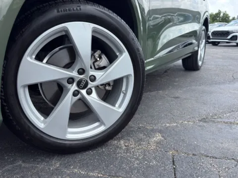 More photos of 2025 Audi Q5 Premium Plus at Audi North Austin, TX