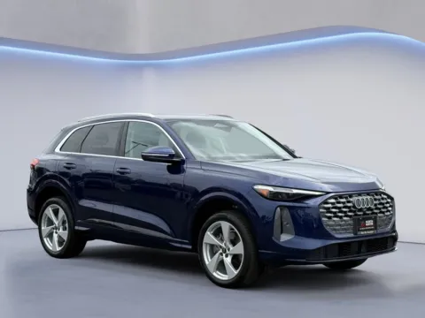 More photos of 2025 Audi Q5 Premium Plus at Audi North Austin, TX