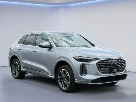 More photos of 2025 Audi Q5 Premium at Audi North Austin, TX
