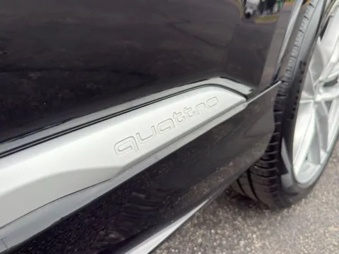 More photos of 2025 Audi Q7 Premium Plus at Audi North Austin, TX