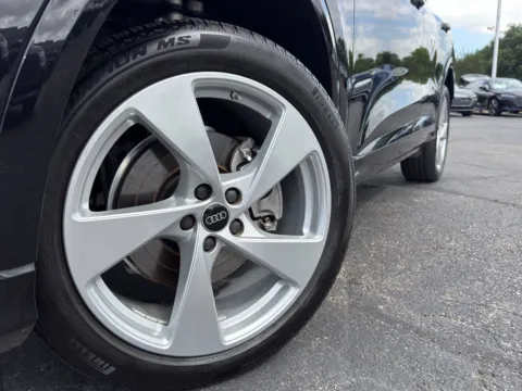 More photos of 2025 Audi Q5 Premium Plus at Audi North Austin, TX