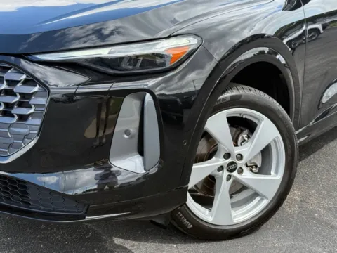 More photos of 2025 Audi Q5 Premium Plus at Audi North Austin, TX