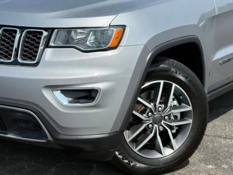 More photos of 2021 Jeep Grand Cherokee Limited at Audi North Austin, TX