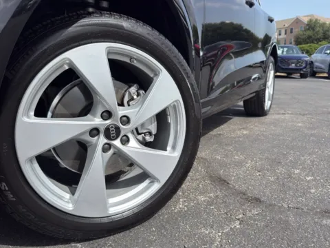 More photos of 2025 Audi Q5 Premium Plus at Audi North Austin, TX