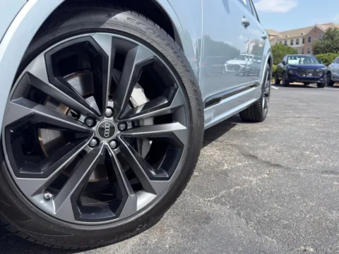 More photos of 2026 Audi Q7 Premium Plus at Audi North Austin, TX