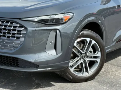 More photos of 2025 Audi Q5 Premium at Audi North Austin, TX