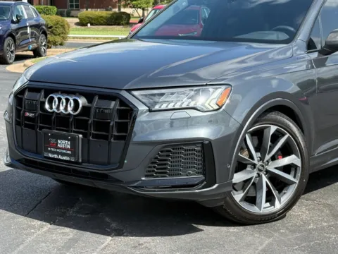Photos of 2024 Audi SQ7 Premium Plus for sale in Austin, TX at Audi North Austin