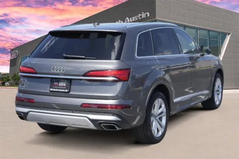 More photos of 2025 Audi Q7 Premium Plus at Audi North Austin, TX