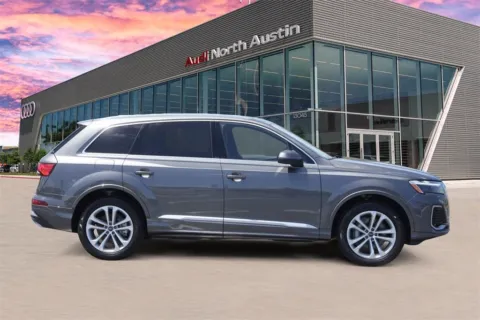 More photos of 2025 Audi Q7 Premium Plus at Audi North Austin, TX