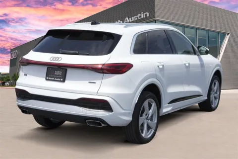 More photos of 2025 Audi Q5 Premium Plus at Audi North Austin, TX