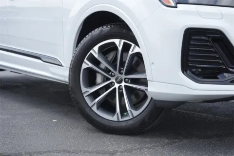 Photos of 2025 Audi Q7 Premium Plus for sale in Austin, TX at Audi North Austin