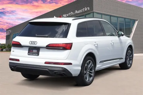 More photos of 2025 Audi Q7 Premium Plus at Audi North Austin, TX