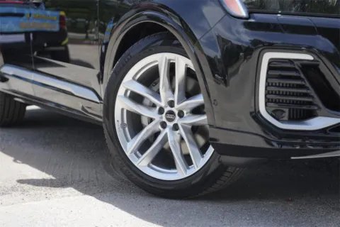 Photos of 2025 Audi Q7 Premium Plus for sale in Austin, TX at Audi North Austin
