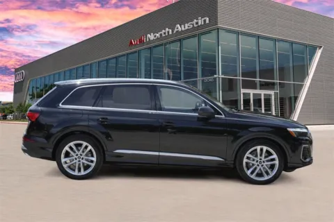 More photos of 2025 Audi Q7 Premium Plus at Audi North Austin, TX