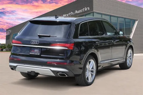 More photos of 2025 Audi Q7 Premium Plus at Audi North Austin, TX