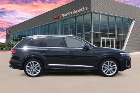 More photos of 2025 Audi Q7 Premium Plus at Audi North Austin, TX