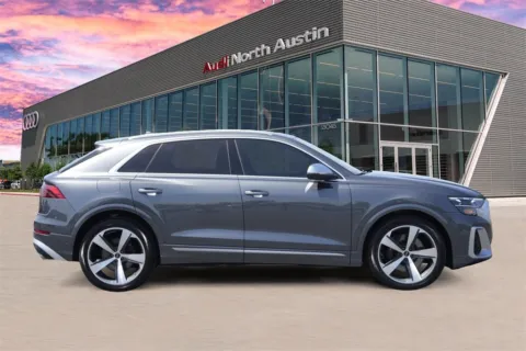 More photos of 2024 Audi SQ8 Prestige at Audi North Austin, TX