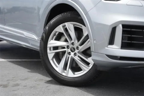 Photos of 2023 Audi Q7 Premium Plus for sale in Austin, TX at Audi North Austin