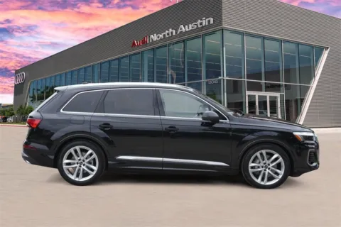 More photos of 2025 Audi Q7 Premium Plus at Audi North Austin, TX