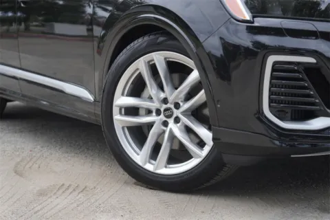 Photos of 2025 Audi Q7 Premium Plus for sale in Austin, TX at Audi North Austin