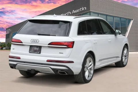 More photos of 2025 Audi Q7 Premium Plus at Audi North Austin, TX