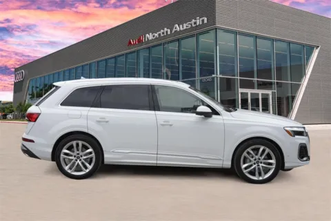More photos of 2025 Audi Q7 Premium Plus at Audi North Austin, TX