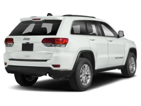 More photos of 2019 Jeep Grand Cherokee Altitude at Audi North Austin, TX