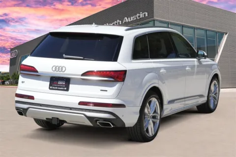 More photos of 2025 Audi Q7 Premium Plus at Audi North Austin, TX