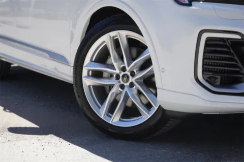 Photos of 2025 Audi Q7 Premium Plus for sale in Austin, TX at Audi North Austin