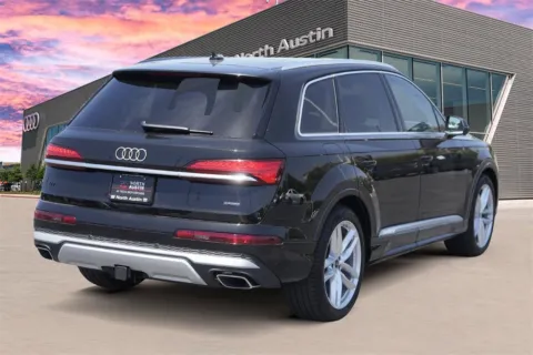 More photos of 2025 Audi Q7 Premium Plus at Audi North Austin, TX