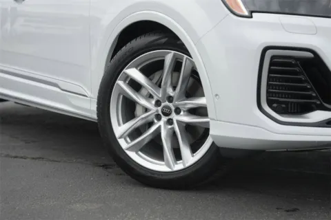 Photos of 2025 Audi Q7 Premium Plus for sale in Austin, TX at Audi North Austin