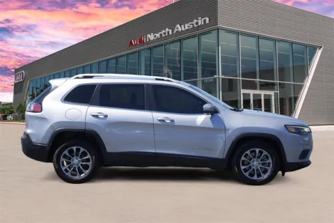 More photos of 2019 Jeep Cherokee Latitude Plus at Audi North Austin, TX