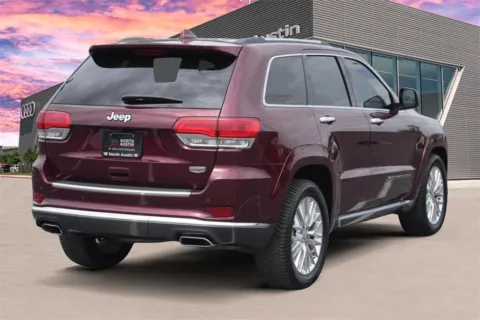 More photos of 2017 Jeep Grand Cherokee Summit at Audi North Austin, TX