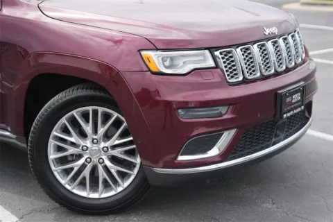 Another view of 2017 Jeep Grand Cherokee Summit for sale in Austin, TX at Audi North Austin
