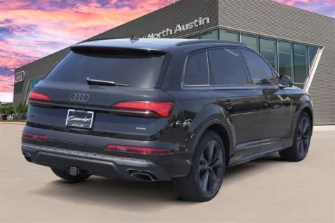 More photos of 2025 Audi Q7 Prestige at Audi North Austin, TX