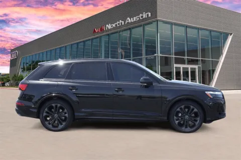 More photos of 2025 Audi Q7 Prestige at Audi North Austin, TX