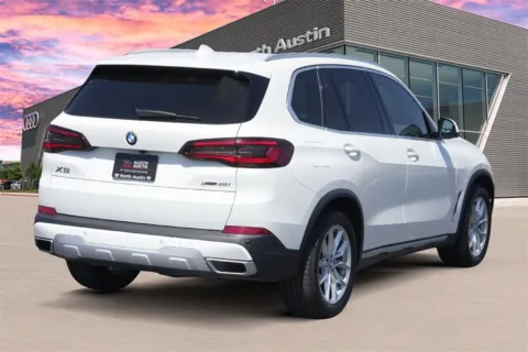 More photos of 2022 BMW X5 xDrive40i at Audi North Austin, TX