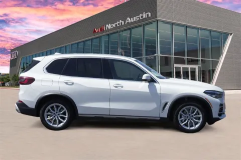 More photos of 2022 BMW X5 xDrive40i at Audi North Austin, TX