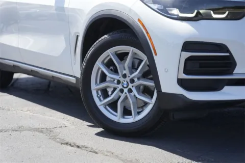 Photos of 2022 BMW X5 xDrive40i for sale in Austin, TX at Audi North Austin