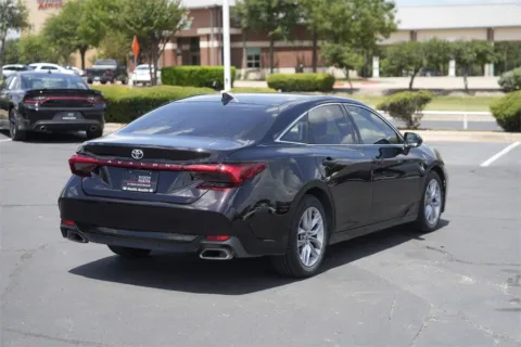 More photos of 2021 Toyota Avalon XLE at Audi North Austin, TX